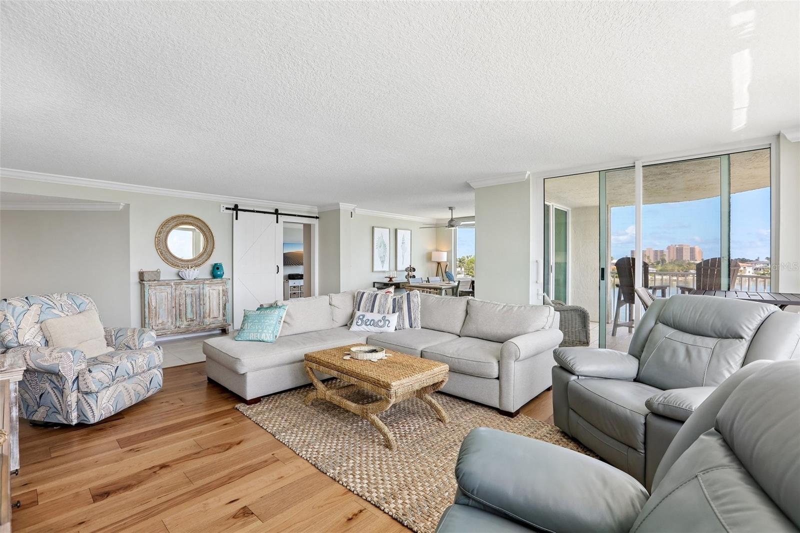 Home in CLEARWATER, FL 33767 — photo 3