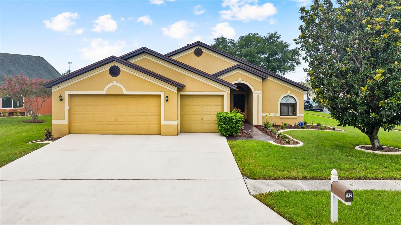 1803 Cattleman Drive — photo