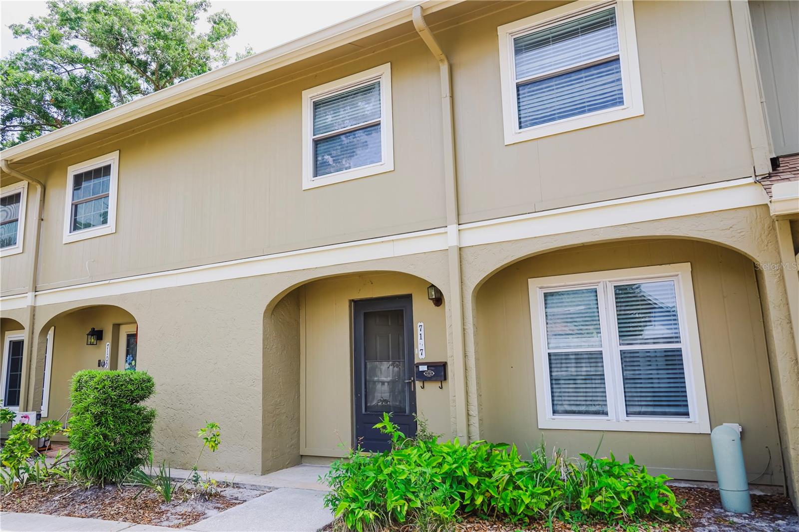 7107 Hernando Court — photo
