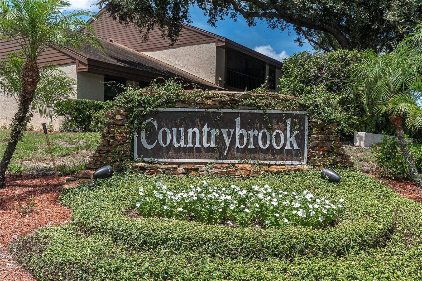 2866 Countrybrook Drive 12 — photo