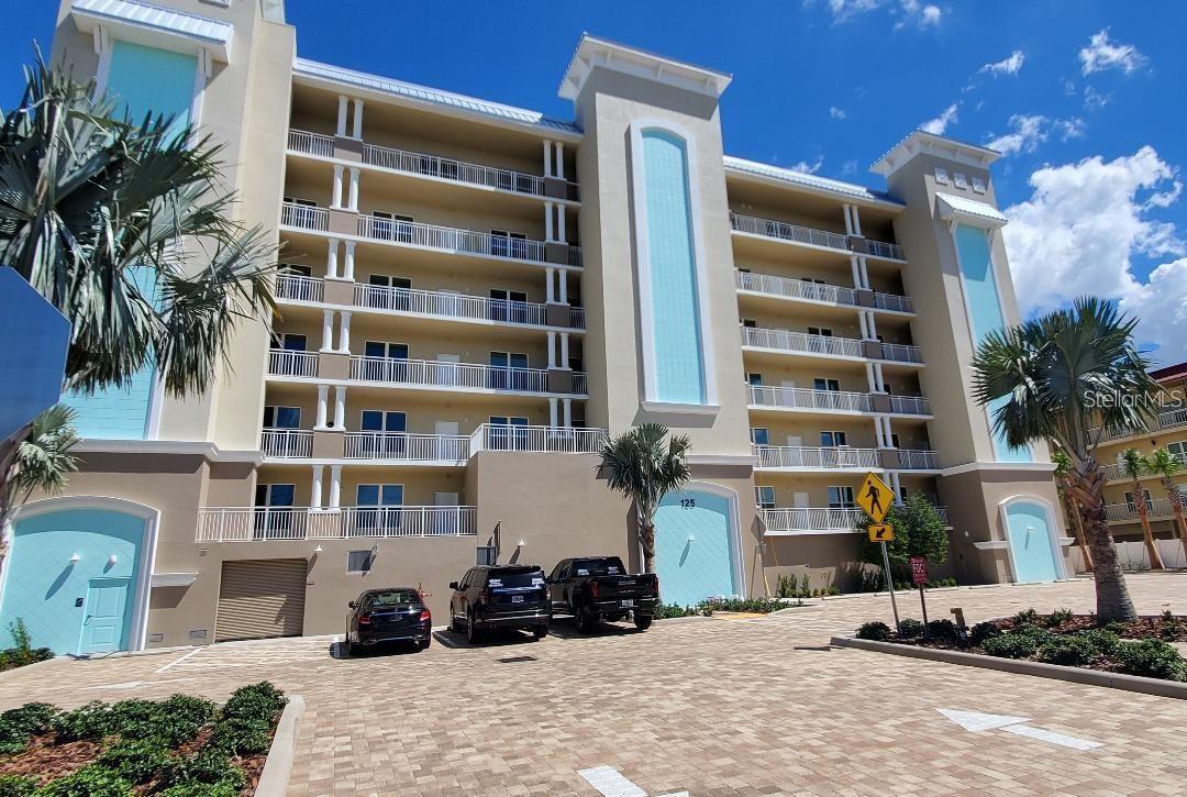 125 Island Way 305 — photo