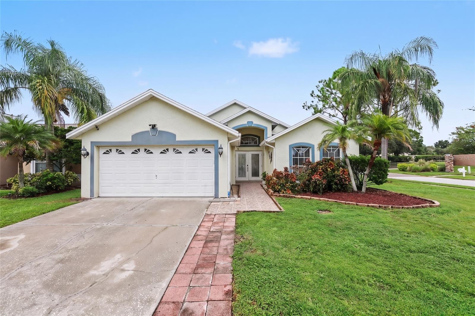 1102 Vinetree Drive — photo