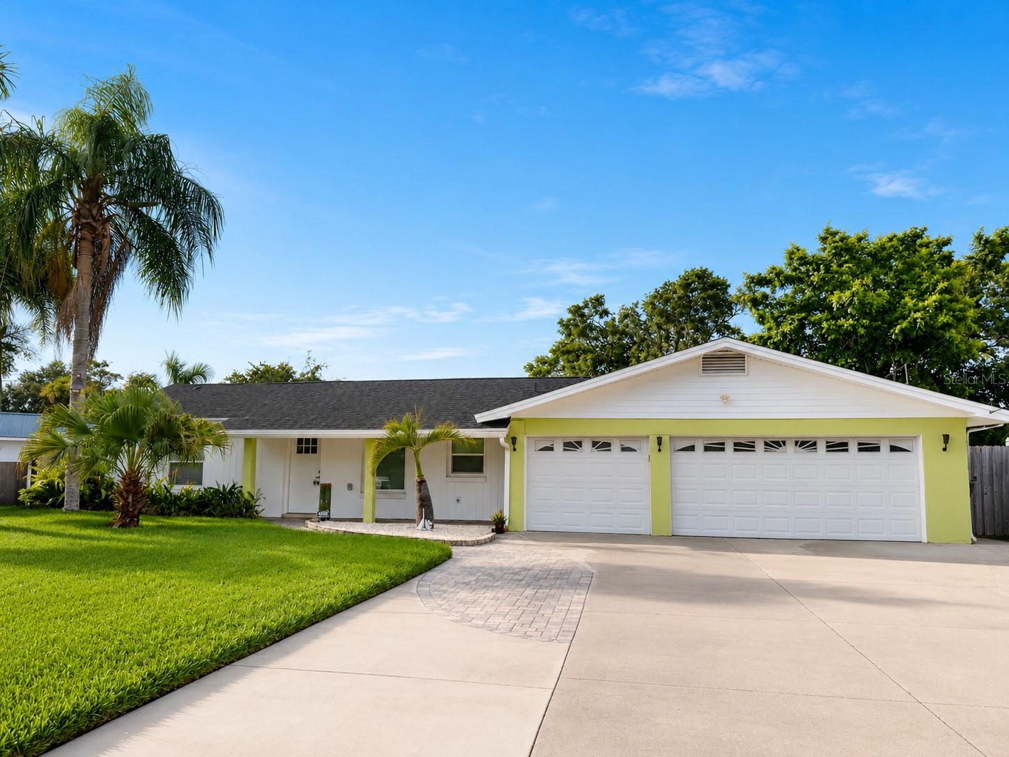 8715 Driftwood Drive — photo