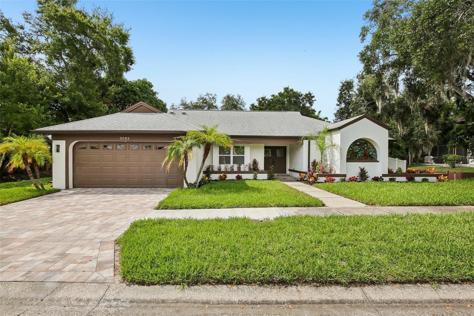 3093 Crest Drive — photo