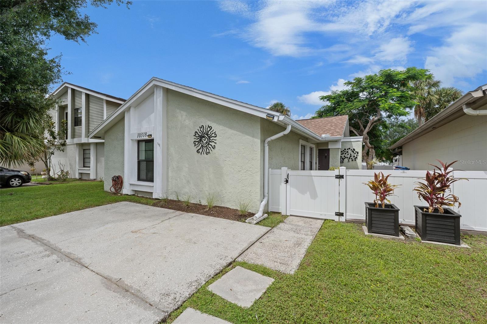 10318 Rosemount Drive — photo