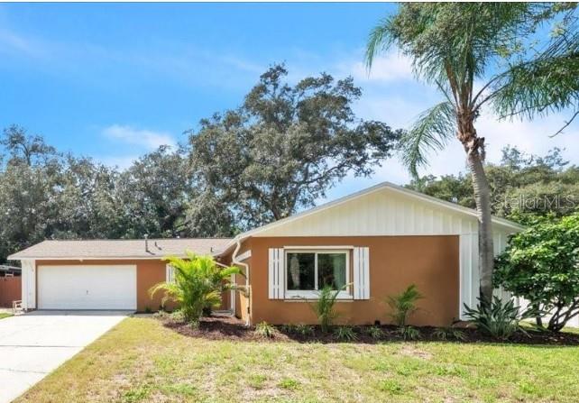 1818 Lillian Avenue — photo