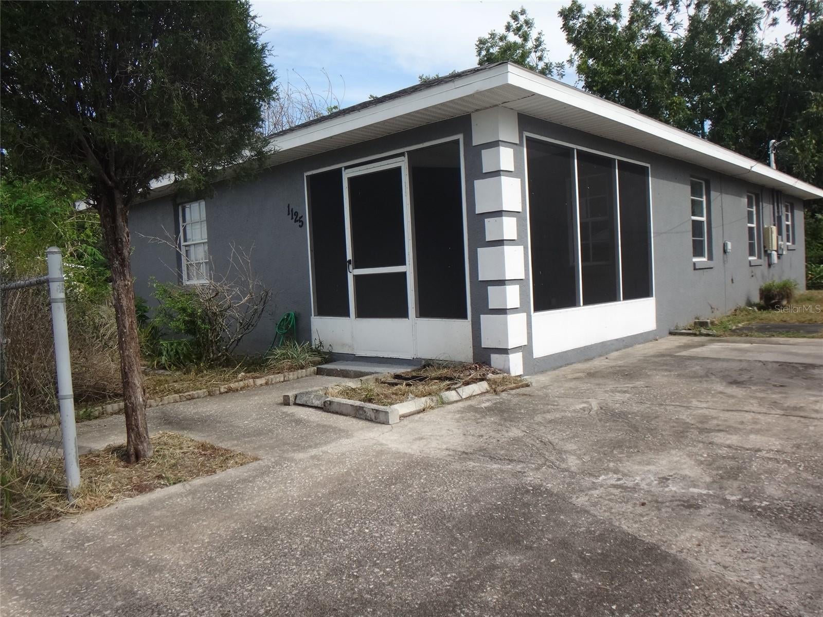 1125 Britts Lane — photo