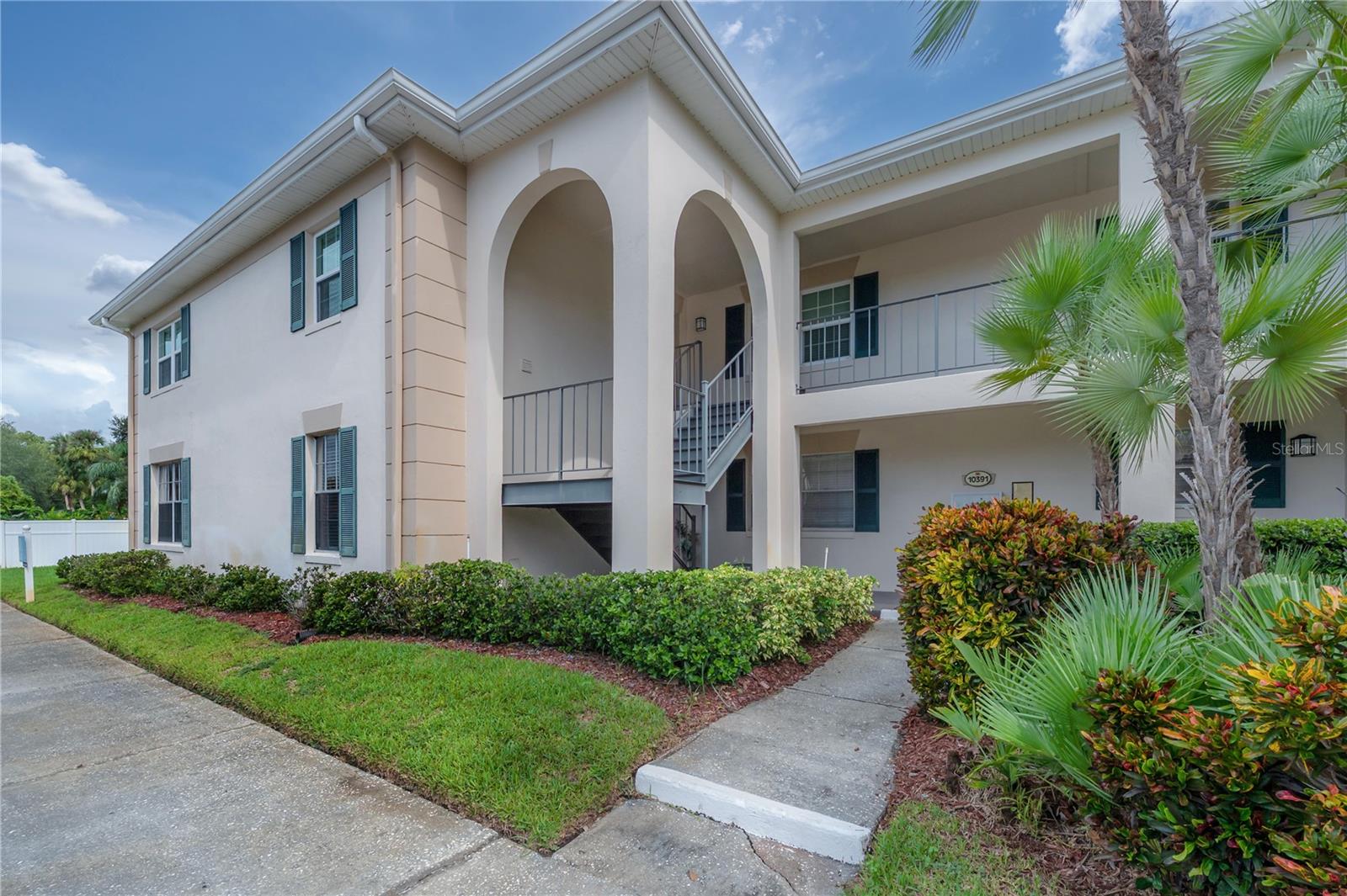 10391 Carrollwood Lane 294 — photo