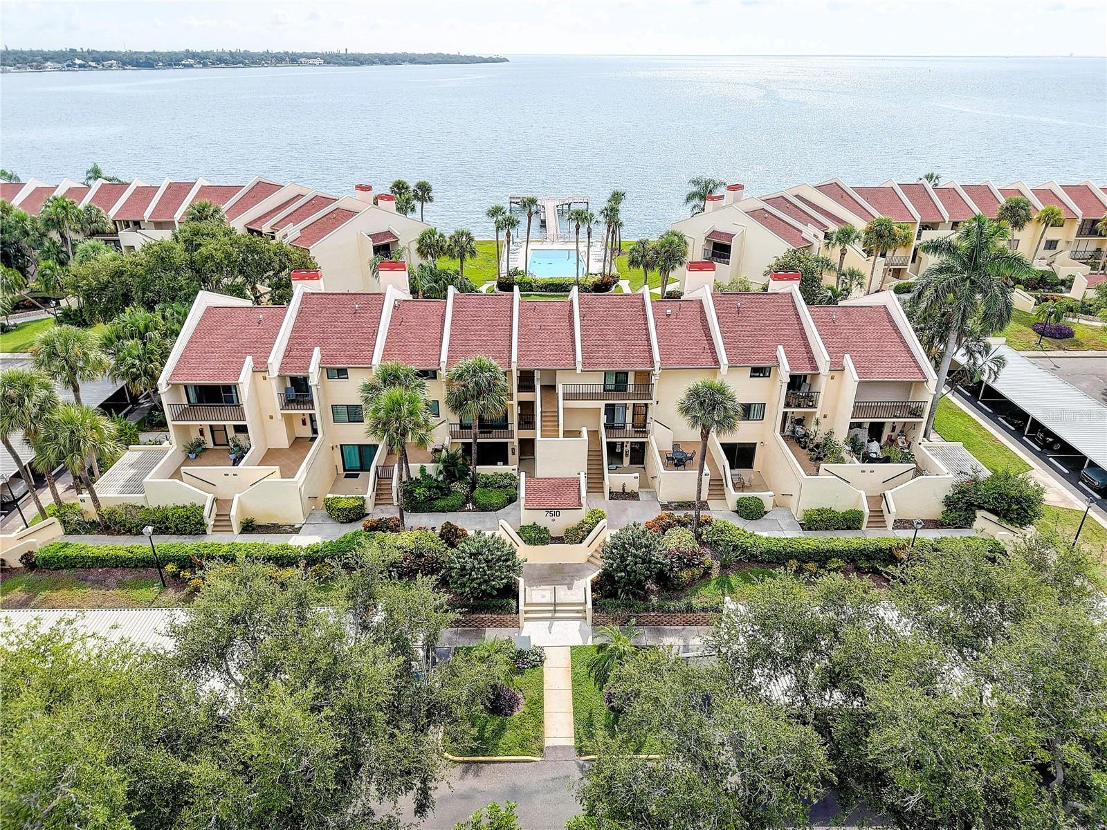 7510 Sunshine Skyway Lane S T13 — photo