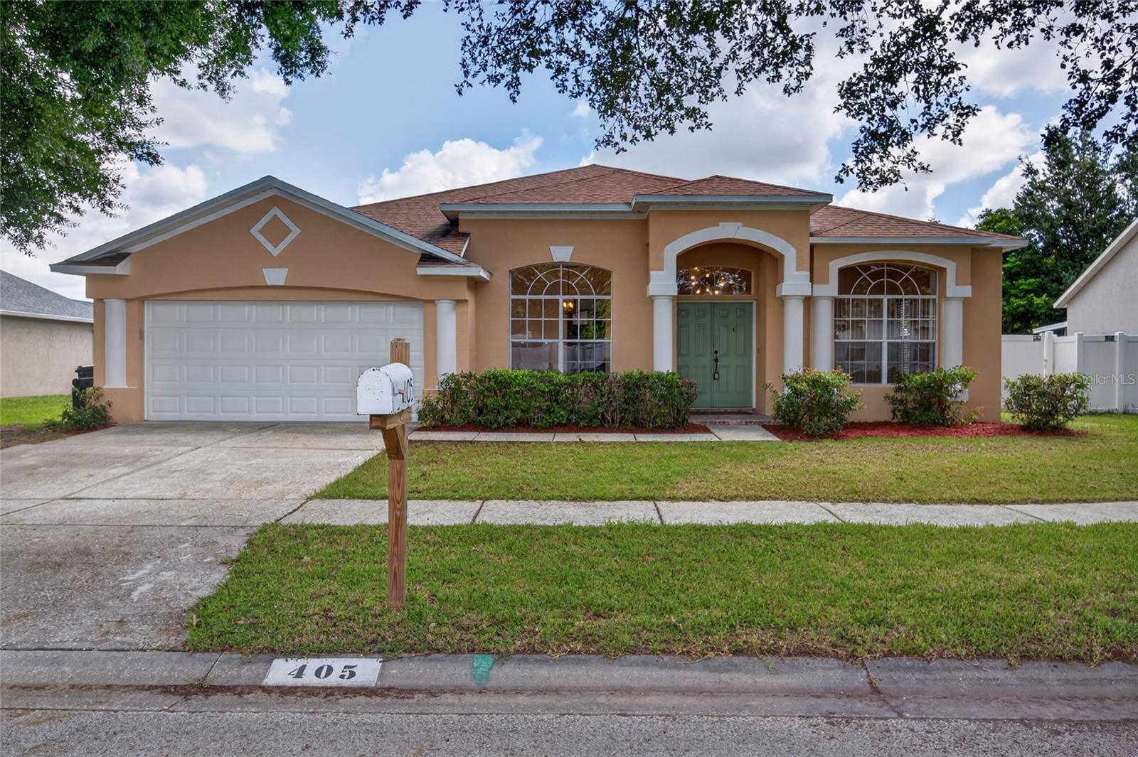 405 Country Vineyard Drive — photo