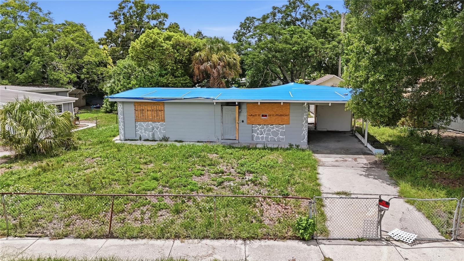1331 Windsor Way — photo