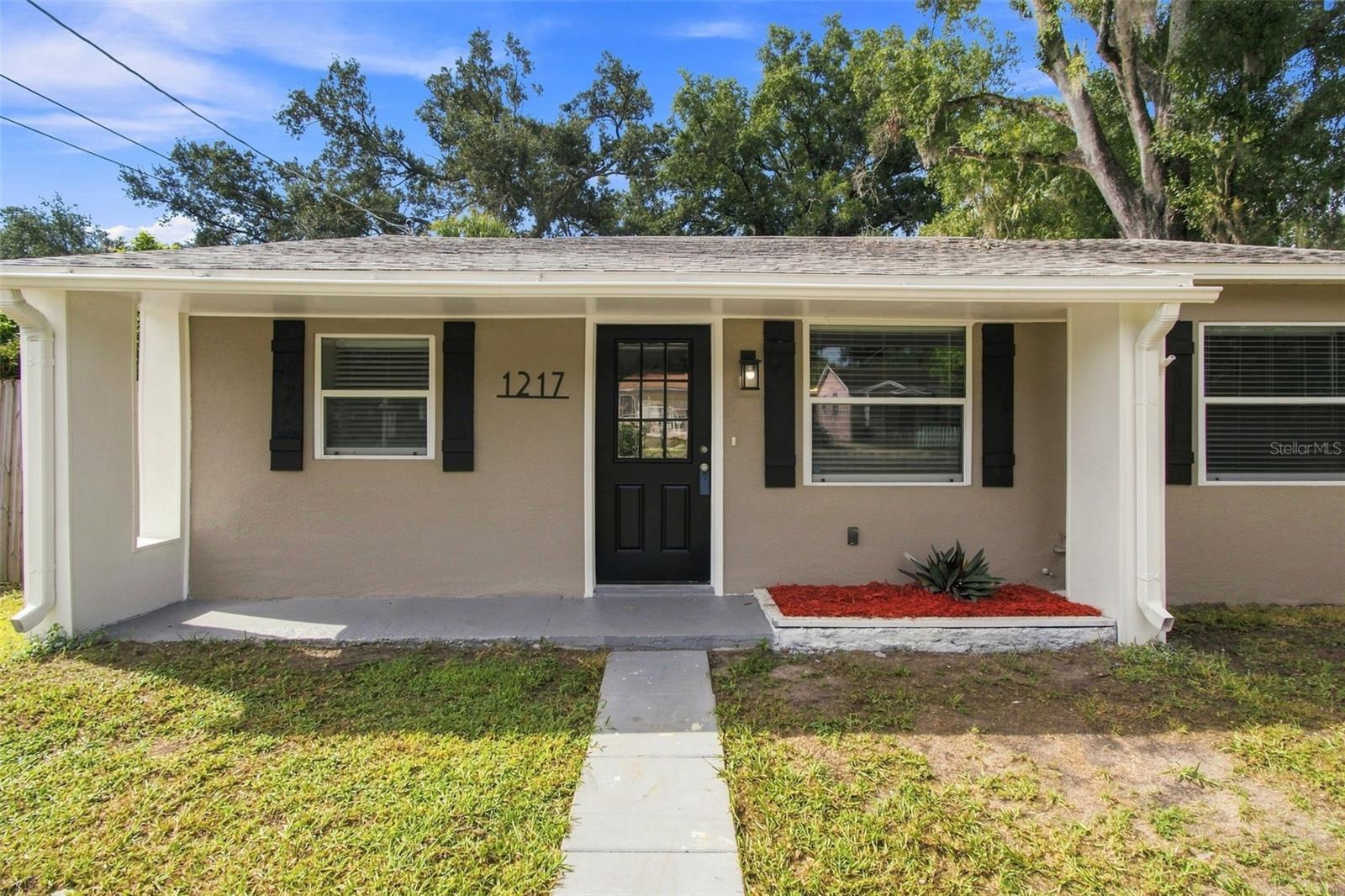 1217 E Norfolk Street — photo