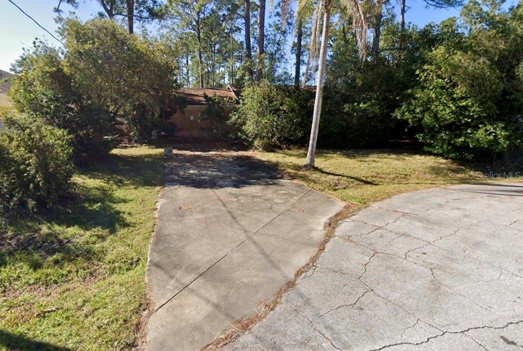 5 Laredo Place — photo