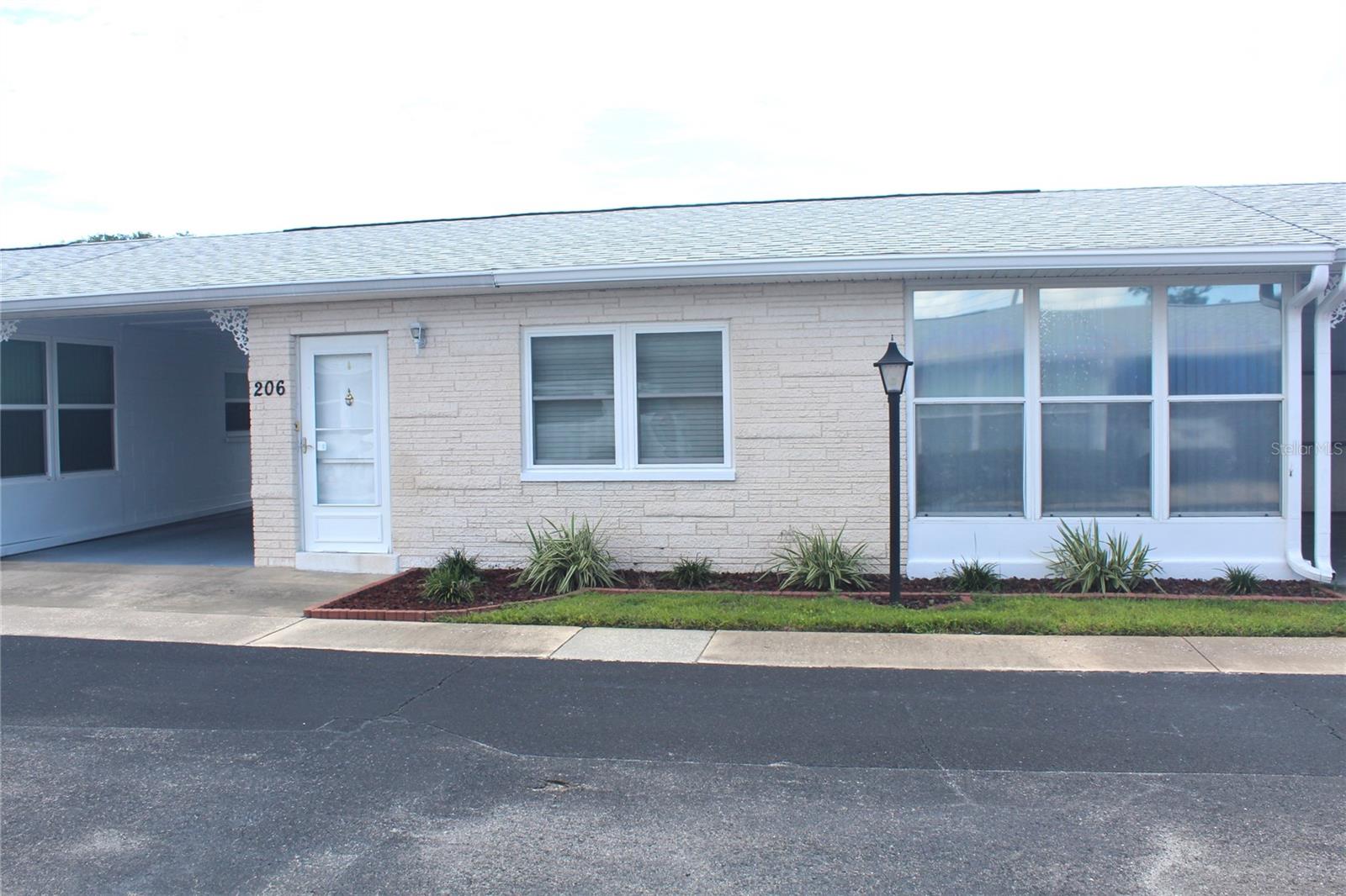 12400 Park Blvd 206 — photo
