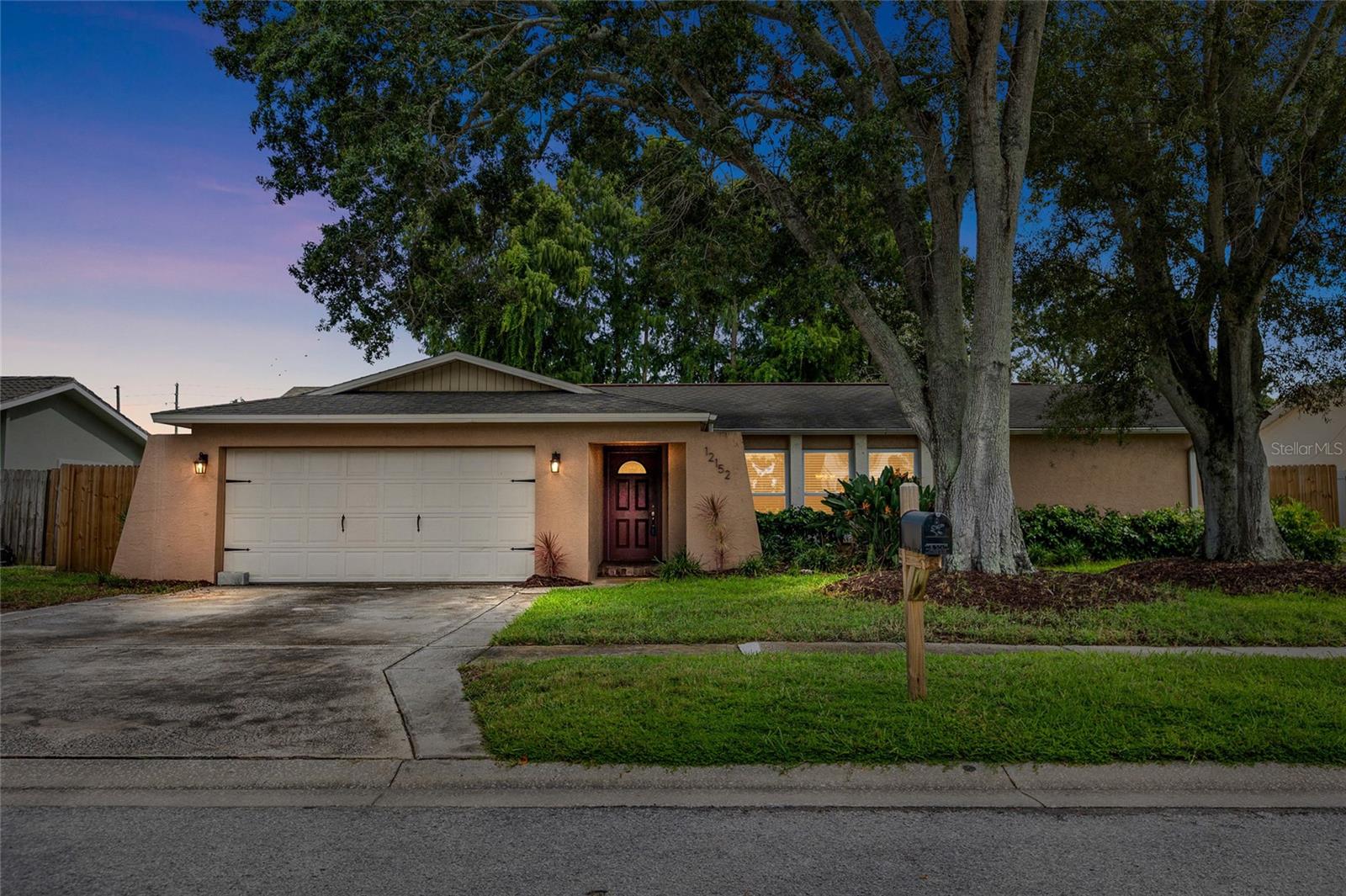 12152 Bonnie Terrace — photo
