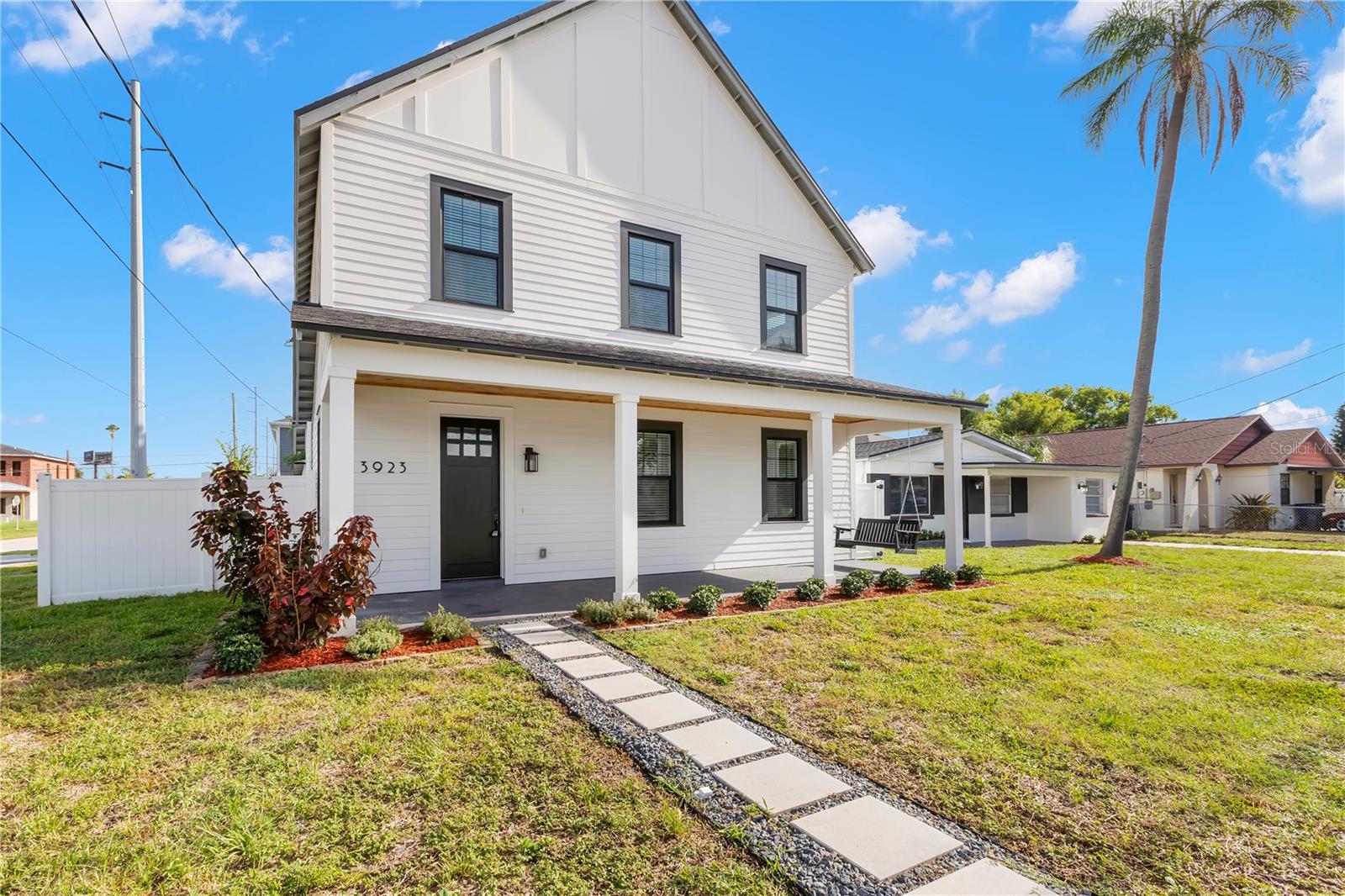 3923 W Gray Street — photo