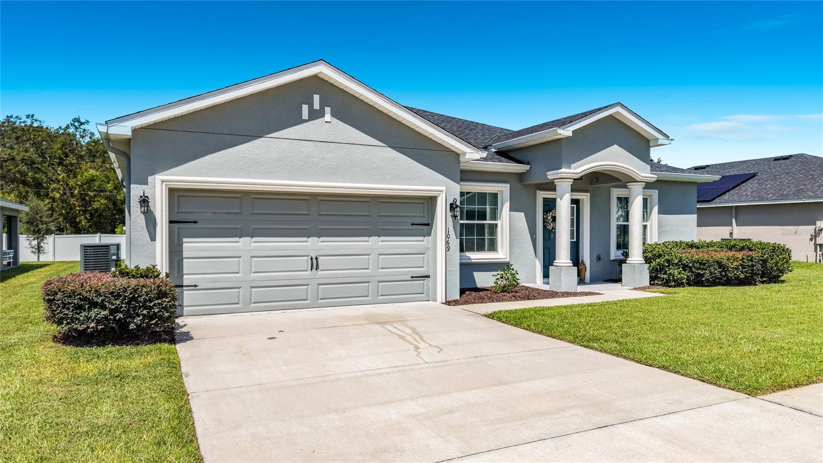 1069 Sandpiper Loop — photo