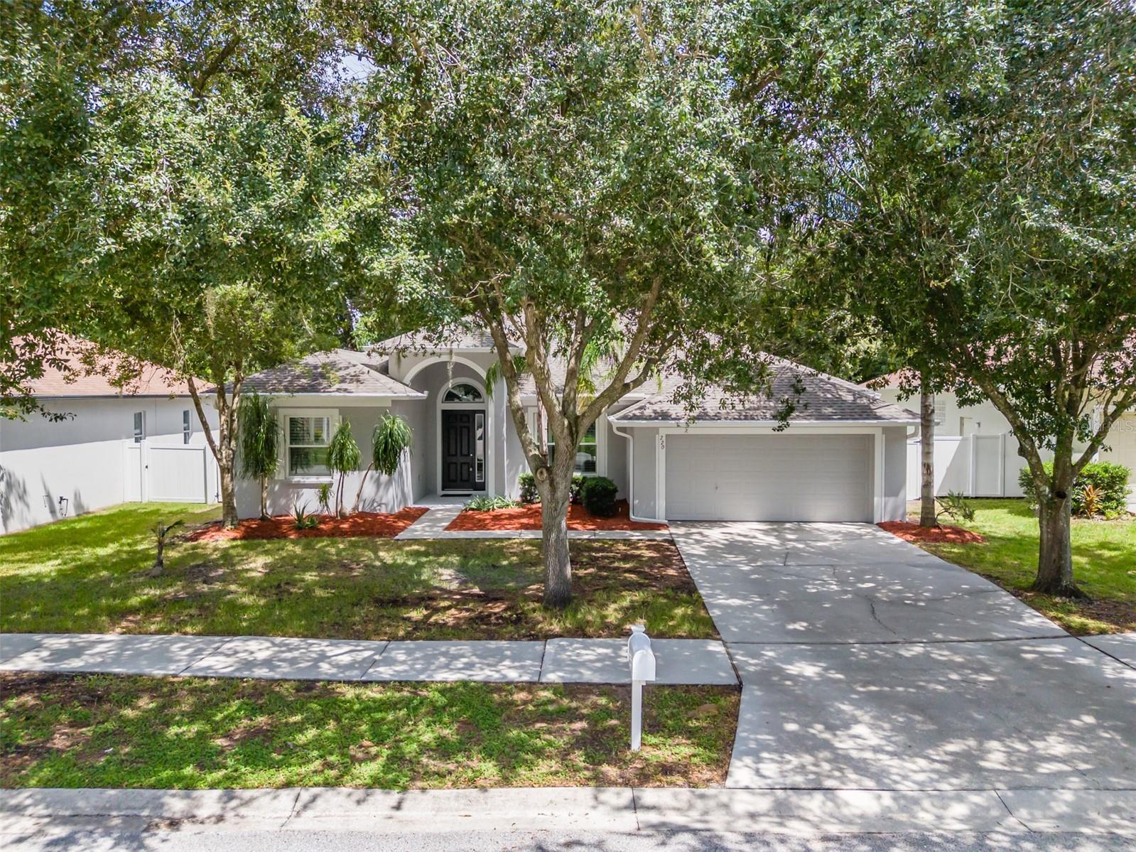 220 Taylor Bay Lane — photo