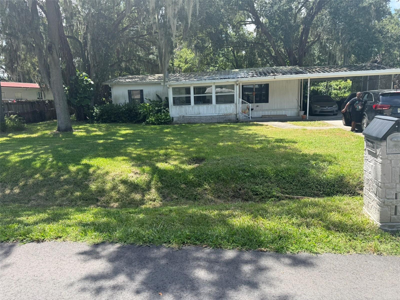 3210 Roy Burt Road — photo