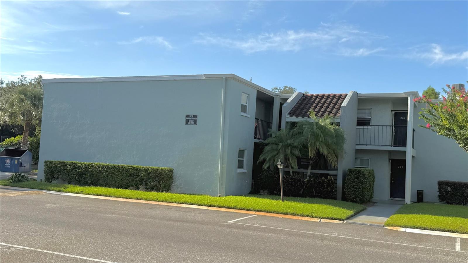 2830 Somerset Park Drive 202 — photo