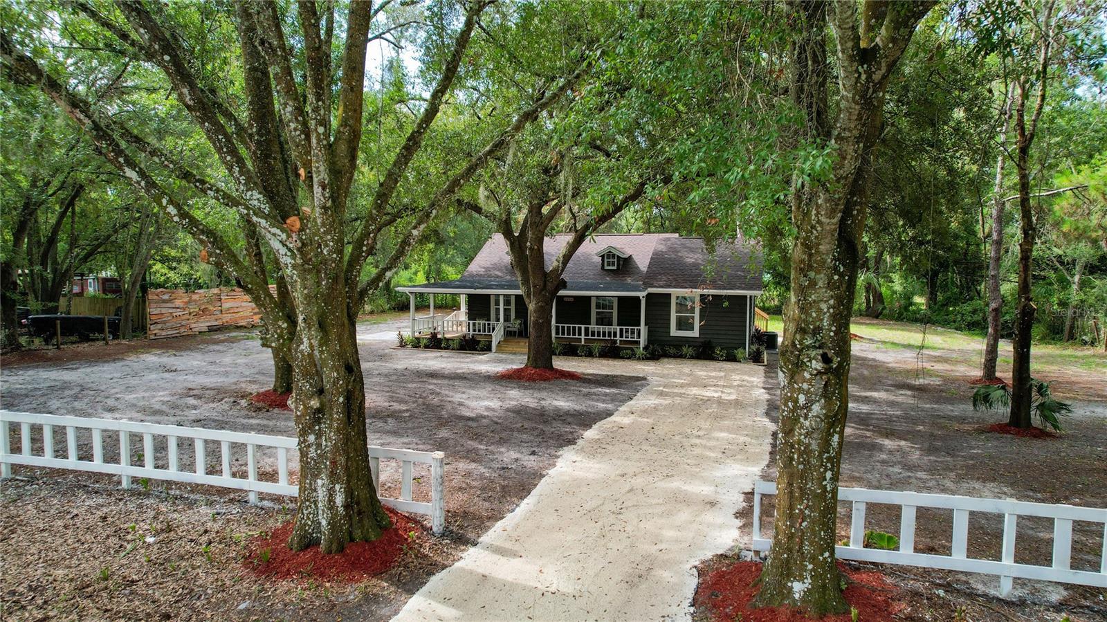 26314 Glenwood Drive — photo