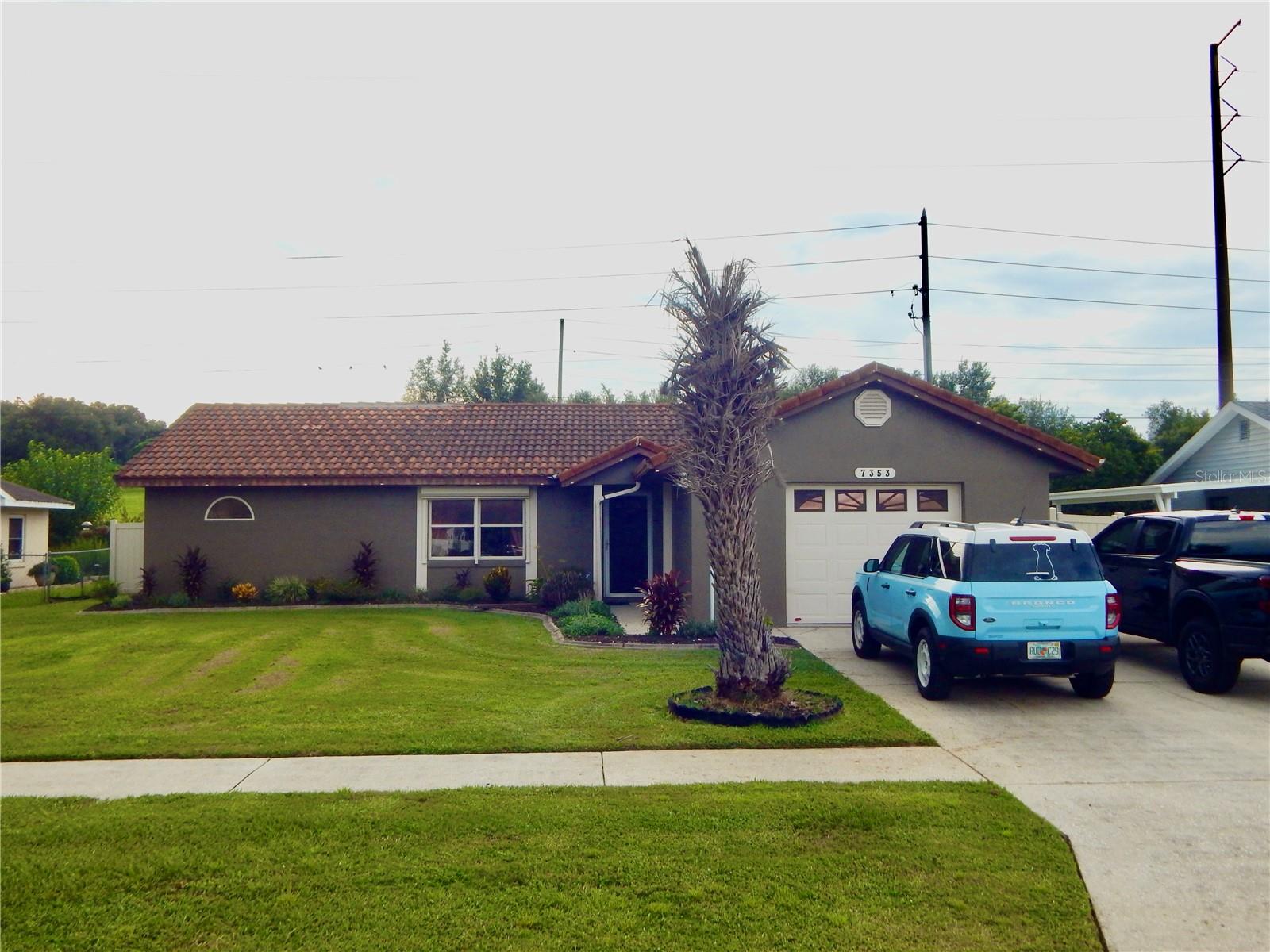 7353 Applegate Drive — photo