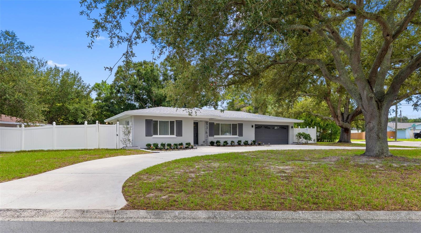 1601 Hardwood Drive — photo