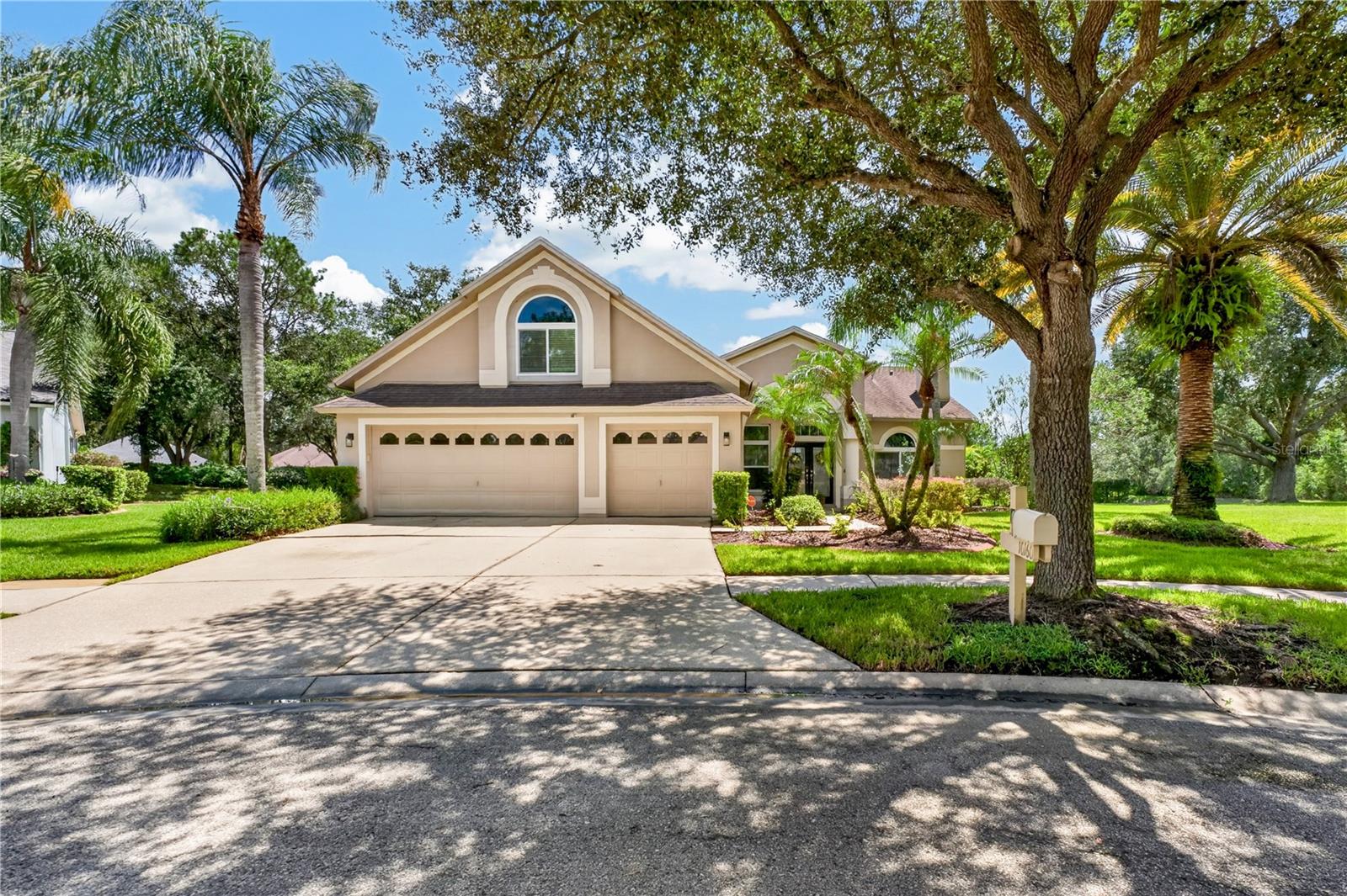 10160 Whisper Pointe Drive — photo