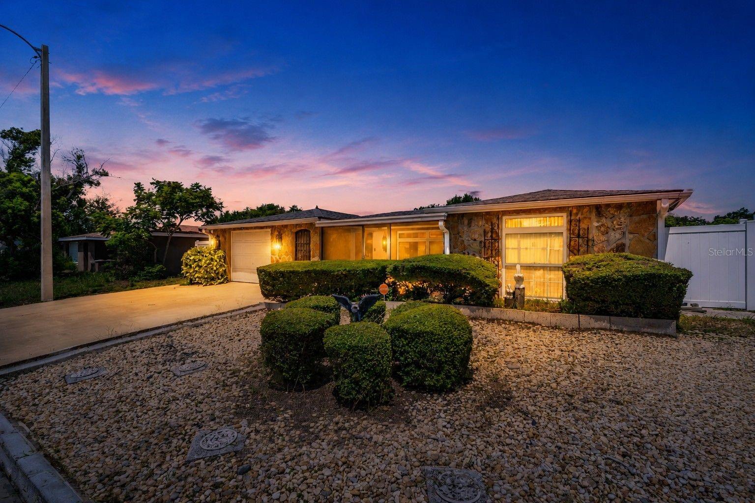 7825 Bloomfield Drive — photo