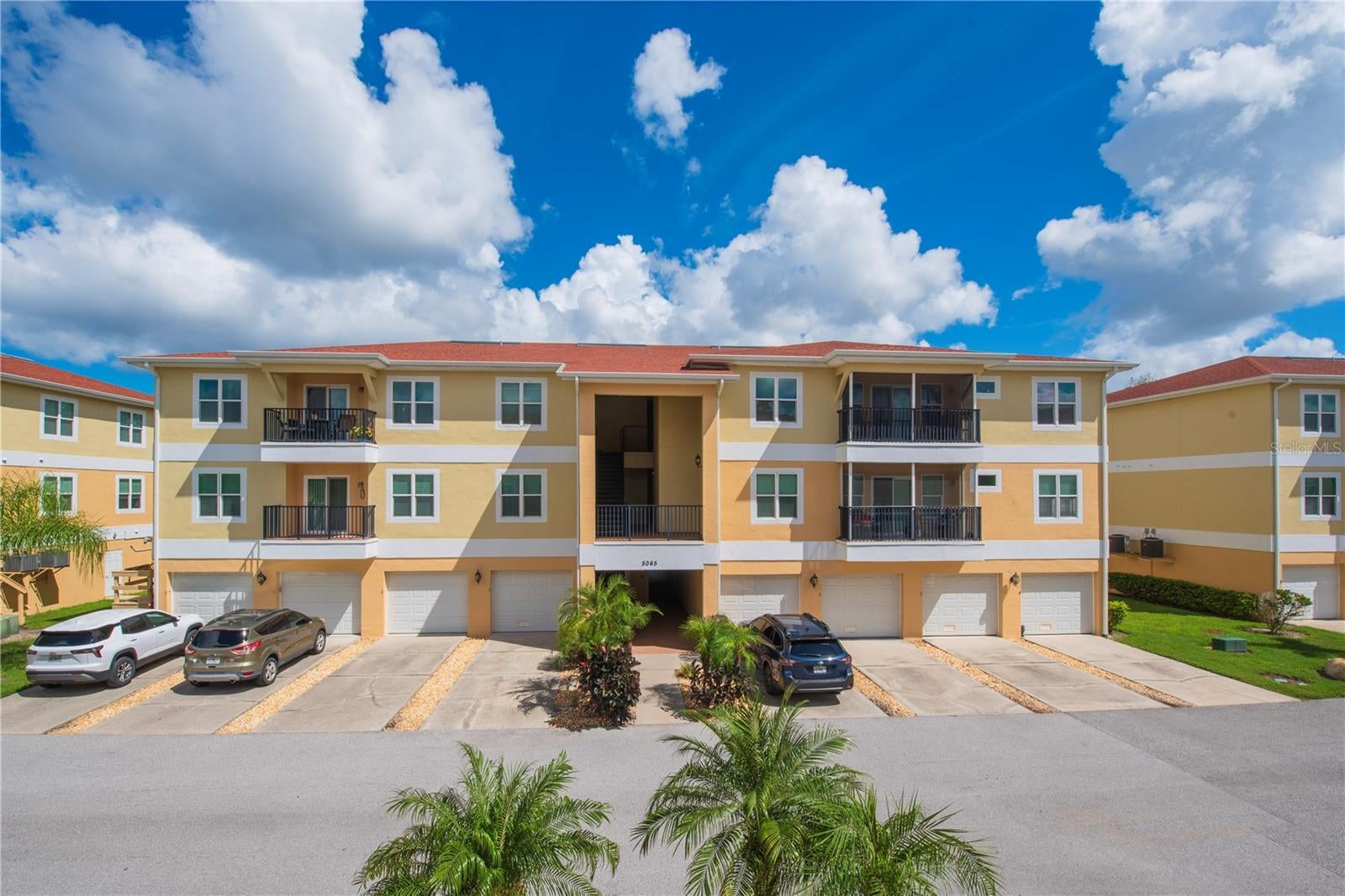 5065 Royal Palms Way 303 — photo