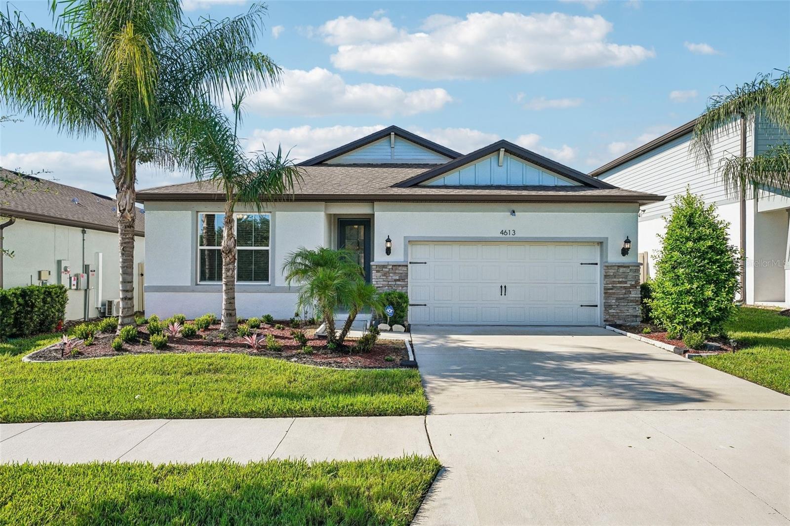 4613 Dover Bluff Court — photo