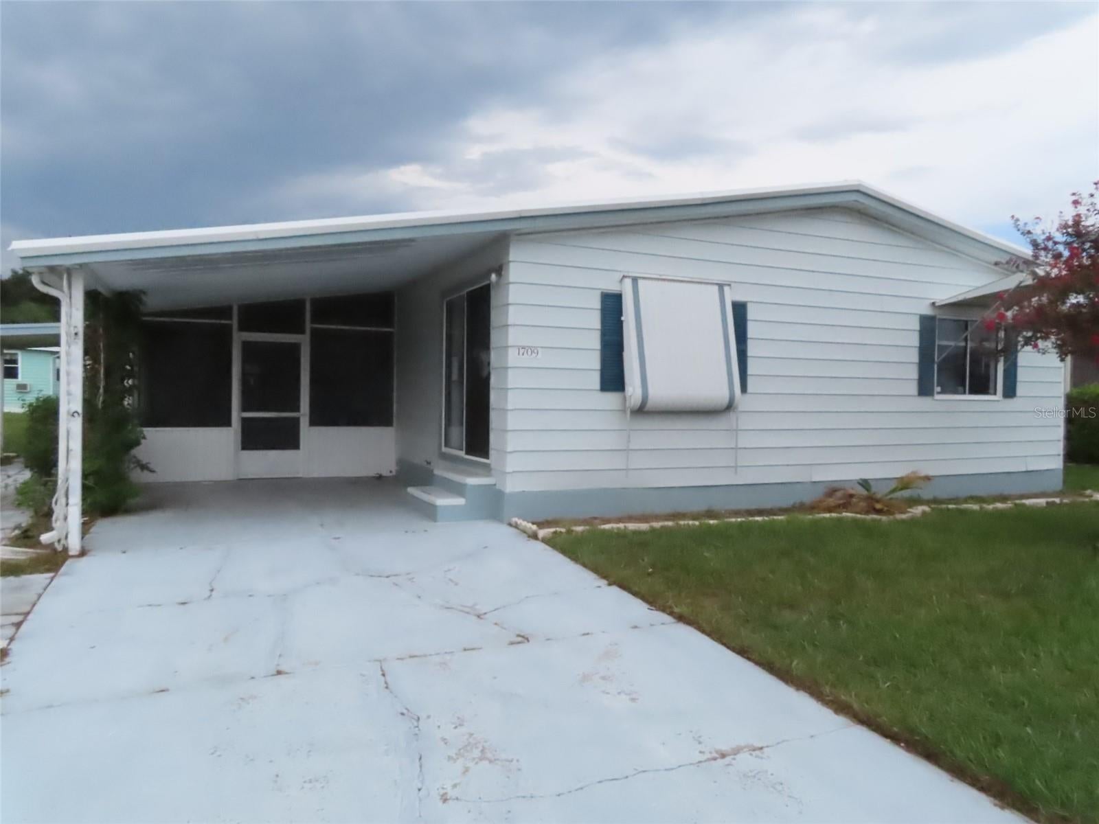 1709 Fox Hill Drive — photo