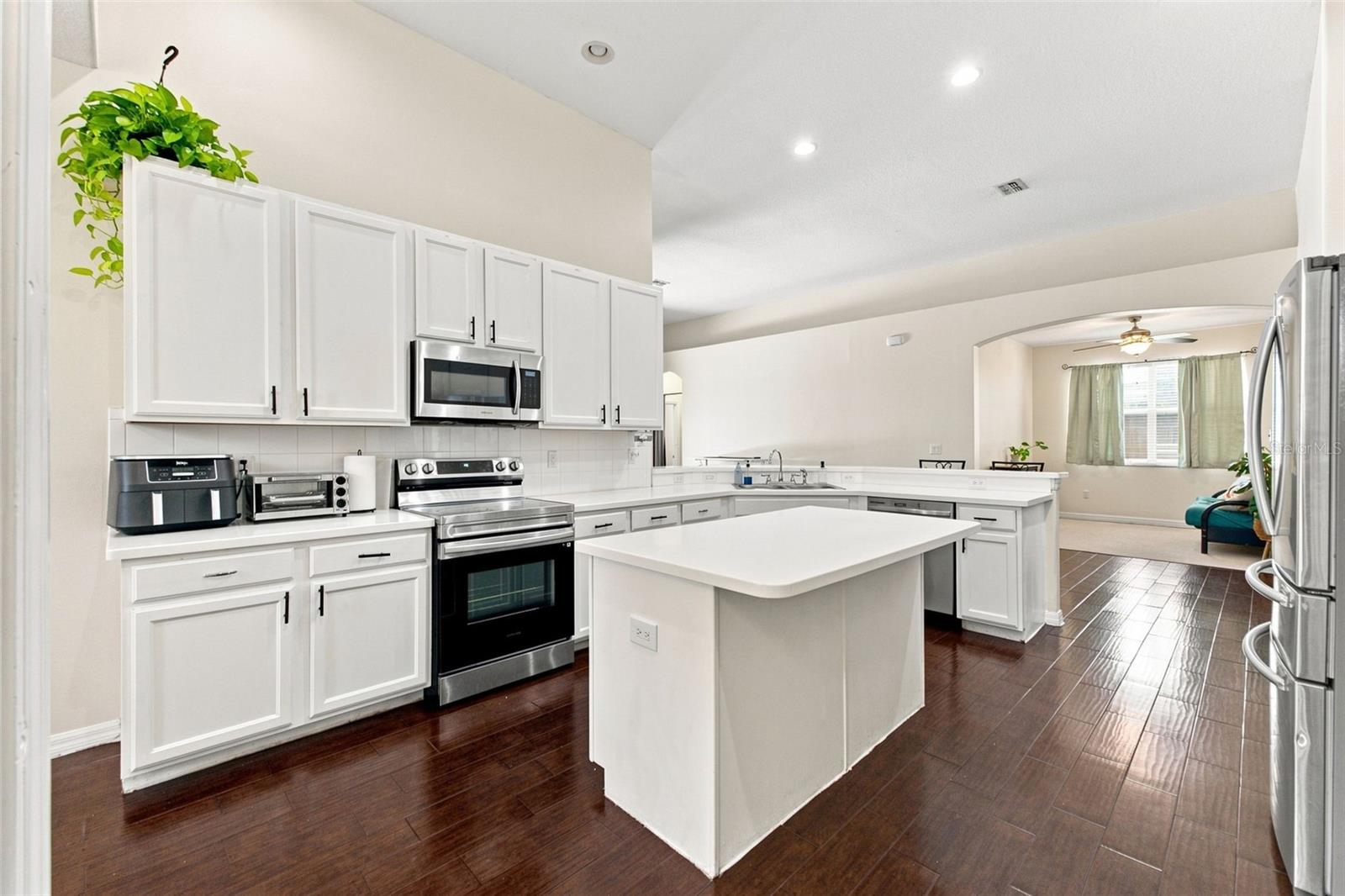 4327 CANONGATE CT — photo 3