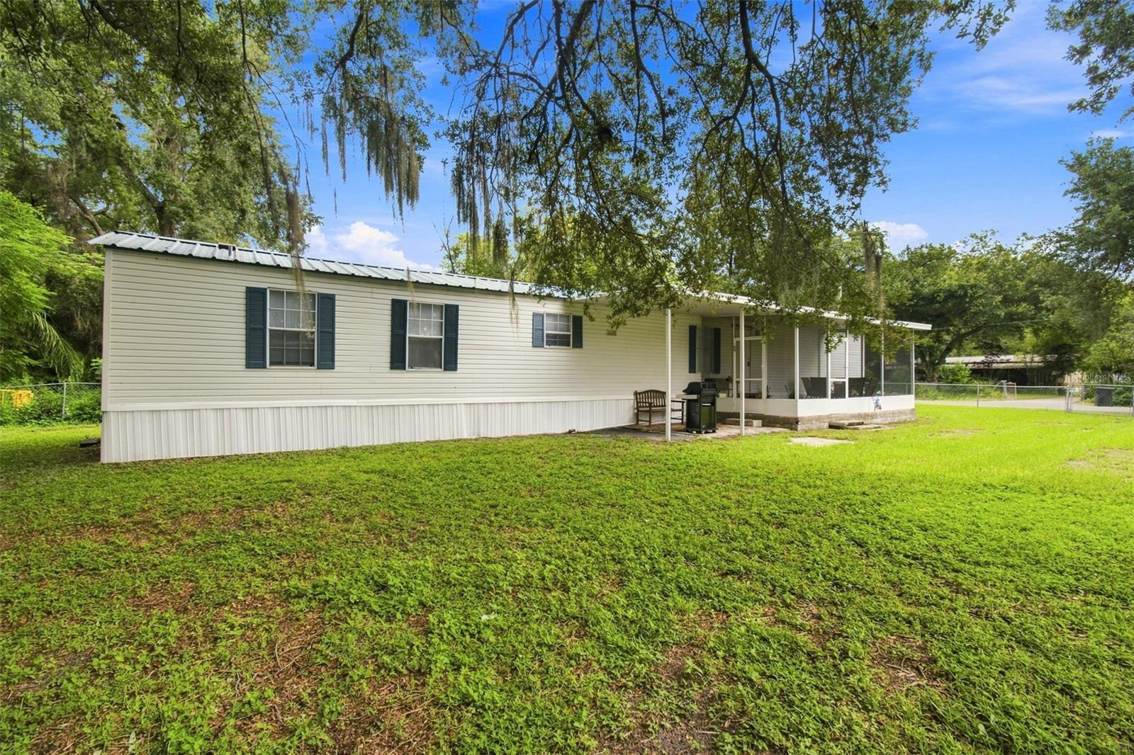 8823 E MILLPOINT ROAD, RIVERVIEW, FL 33578 — photo 2