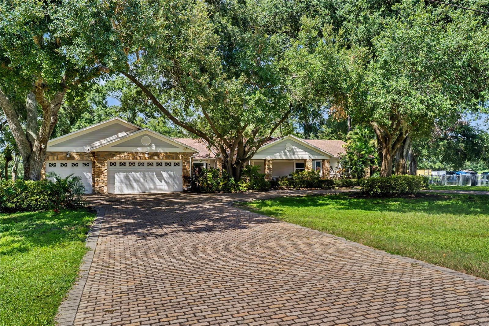 12511 Palomino Court — photo