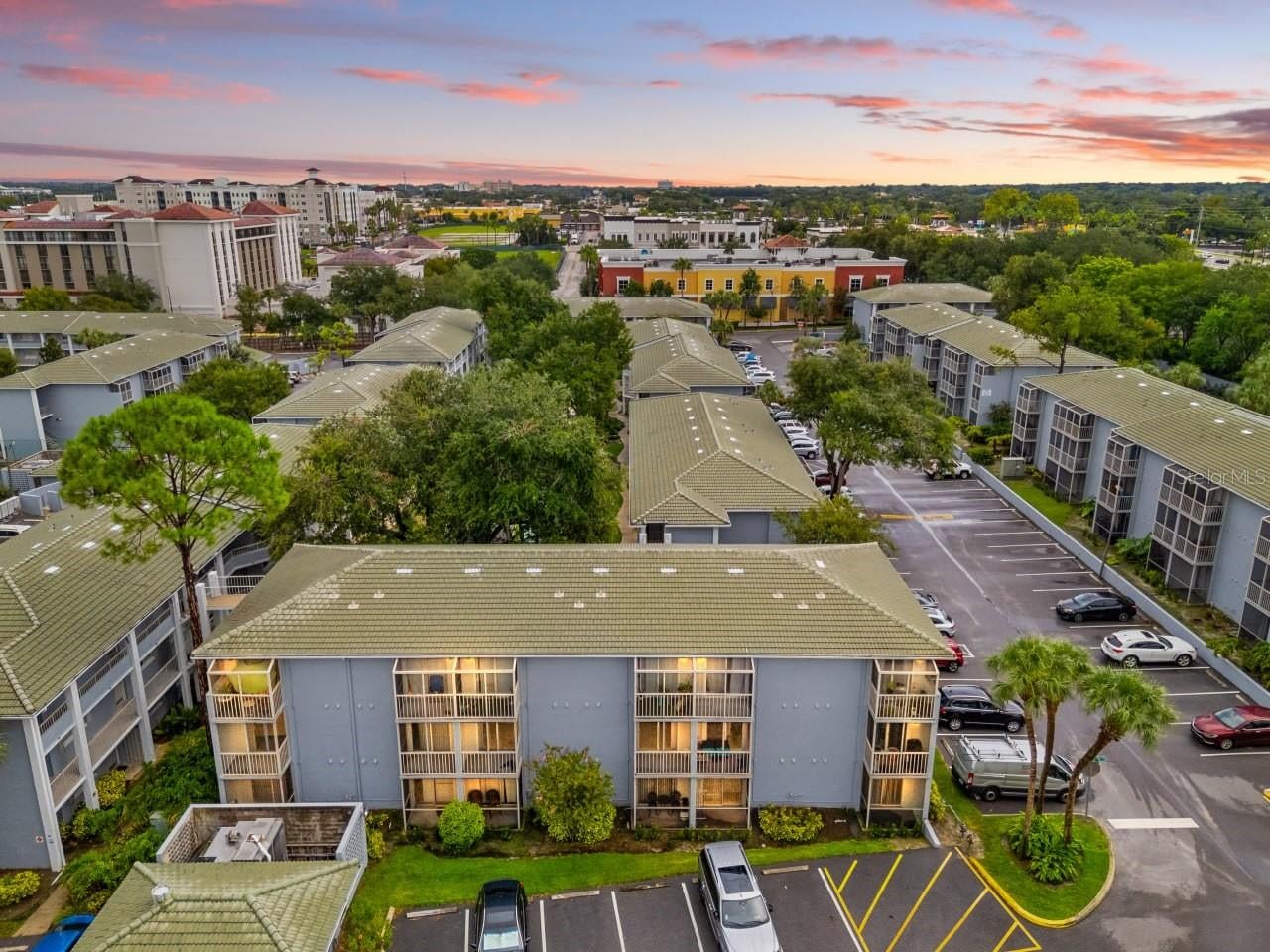 109 Oyster Bay Circle 220 — photo