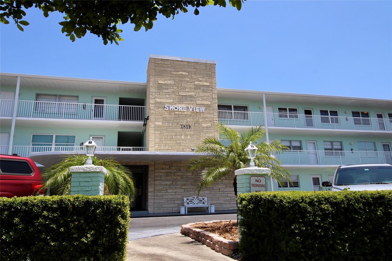 1819 Shore Drive S Apt 106 — photo