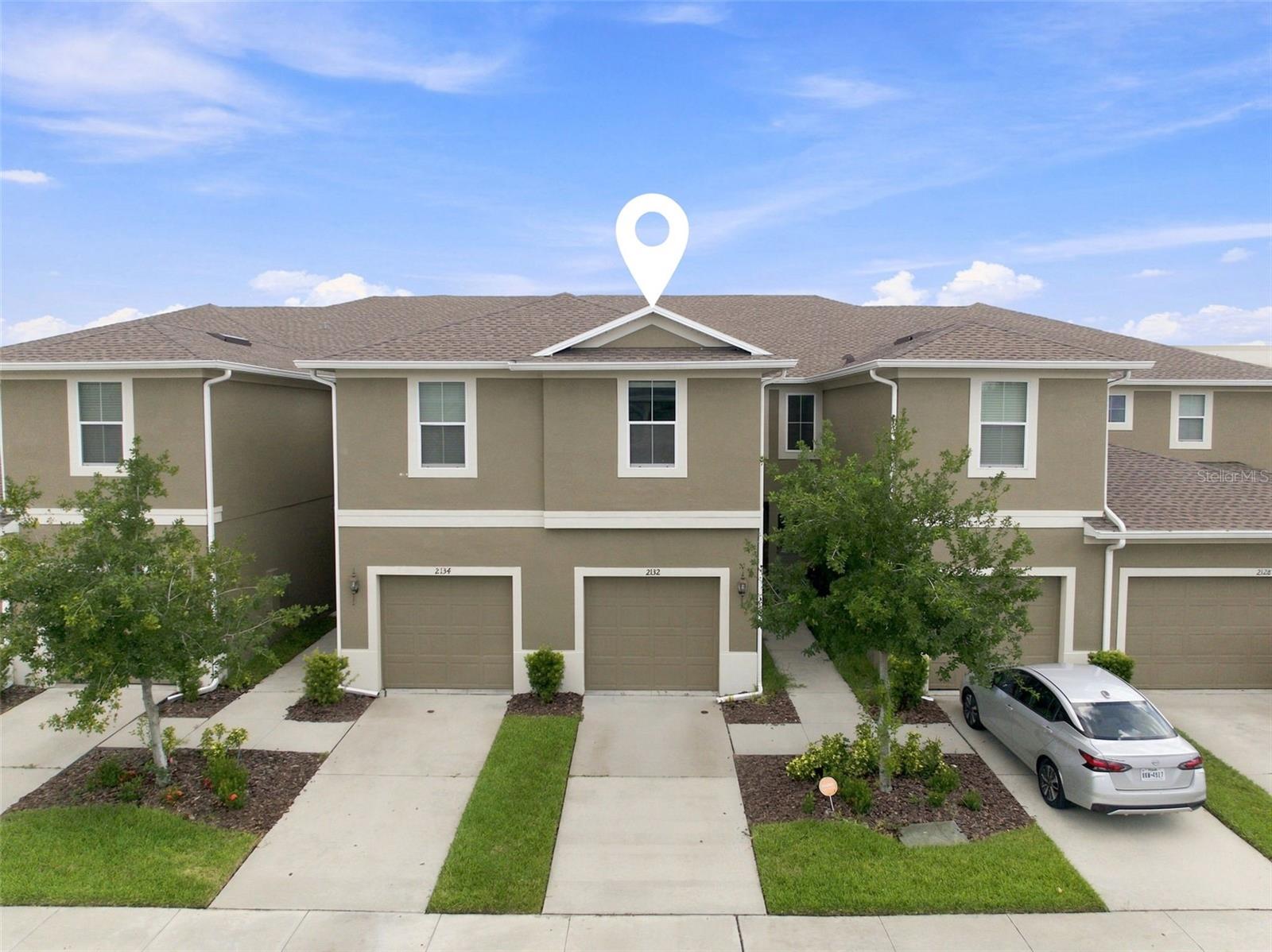 2132 Lennox Dale Lane — photo