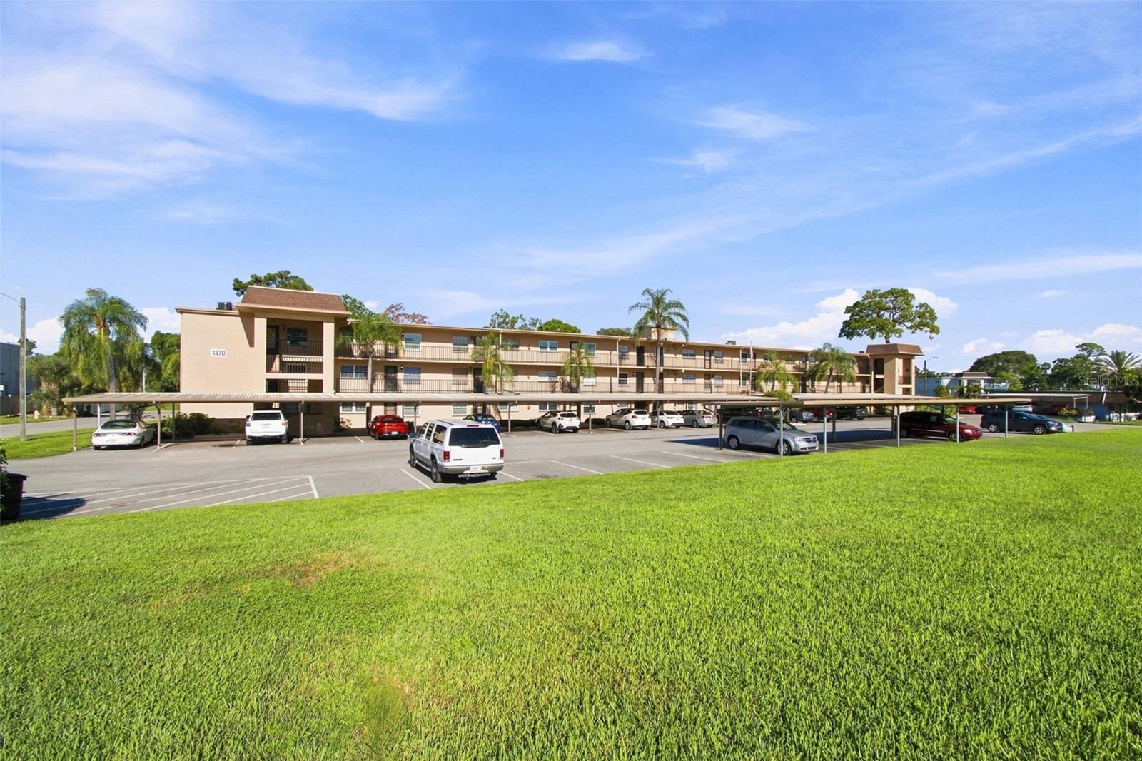 1370 Heather Ridge Boulevard 104 — photo
