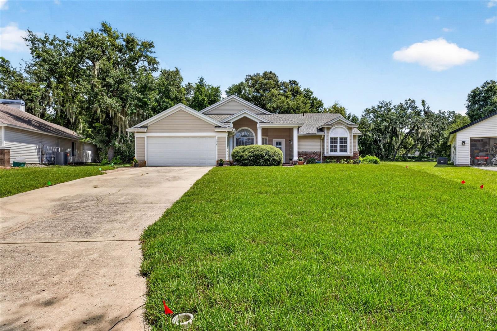 3318 Silverpond Drive — photo