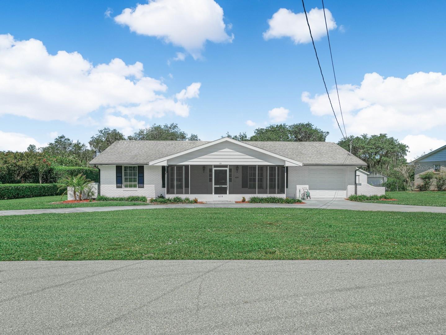 619 Lake Blue Drive — photo
