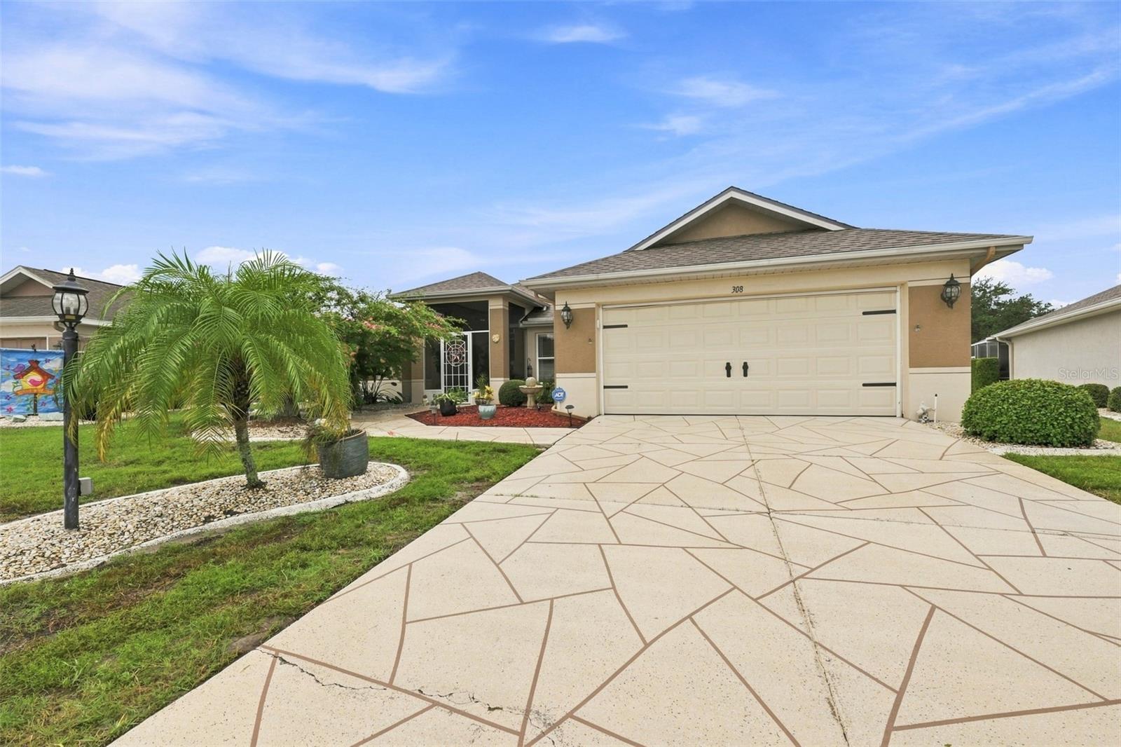 308 Caloosa Palms Court — photo