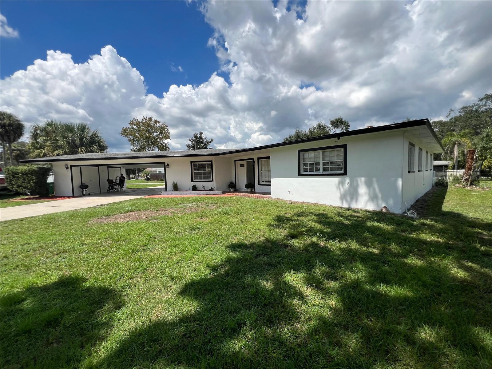 10909 W Elbow Drive — photo