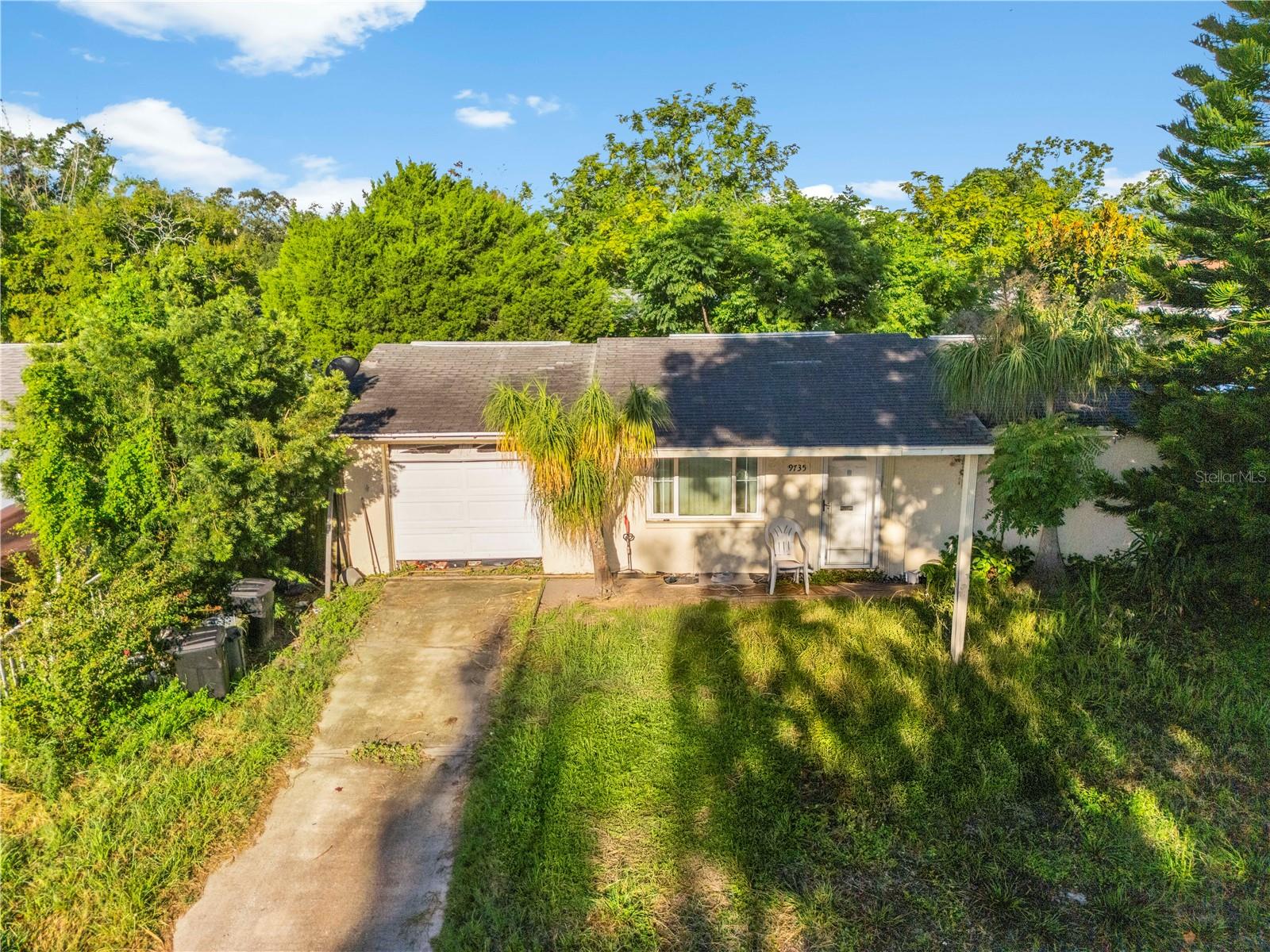 9735 Rainbow Lane — photo