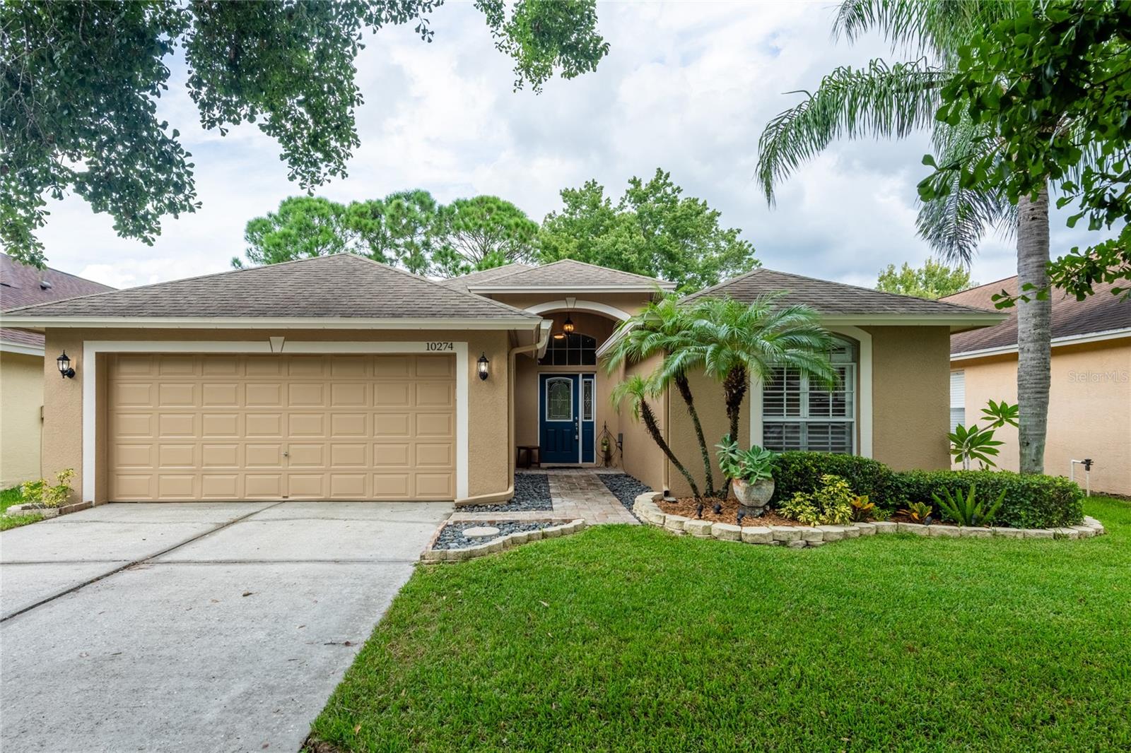 10274 Oasis Palm Drive — photo