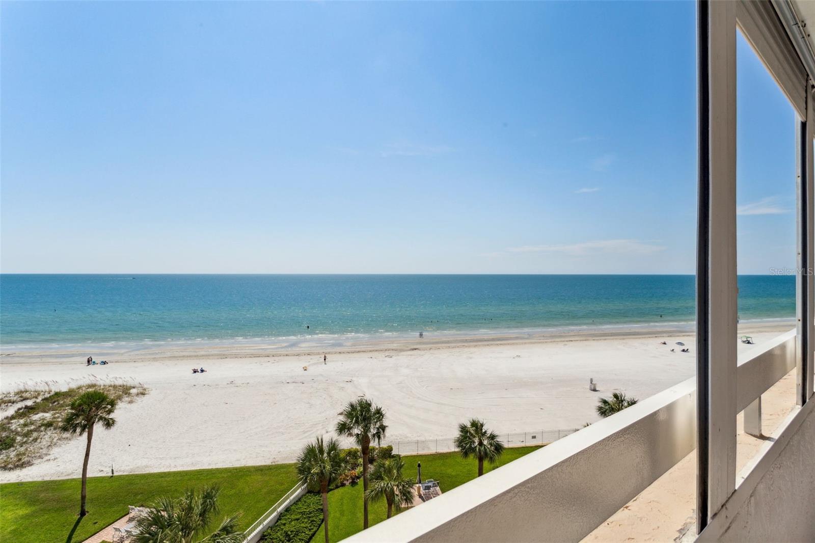 17900 Gulf Boulevard 6C — photo