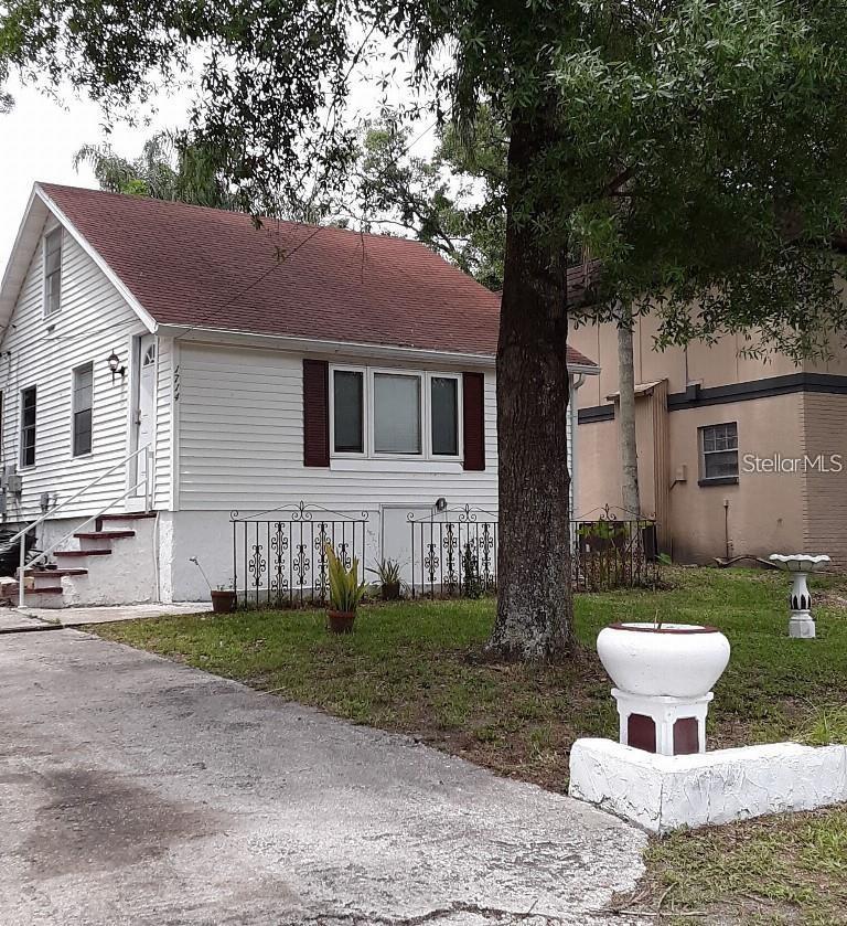 1714 E Mulberry Drive — photo