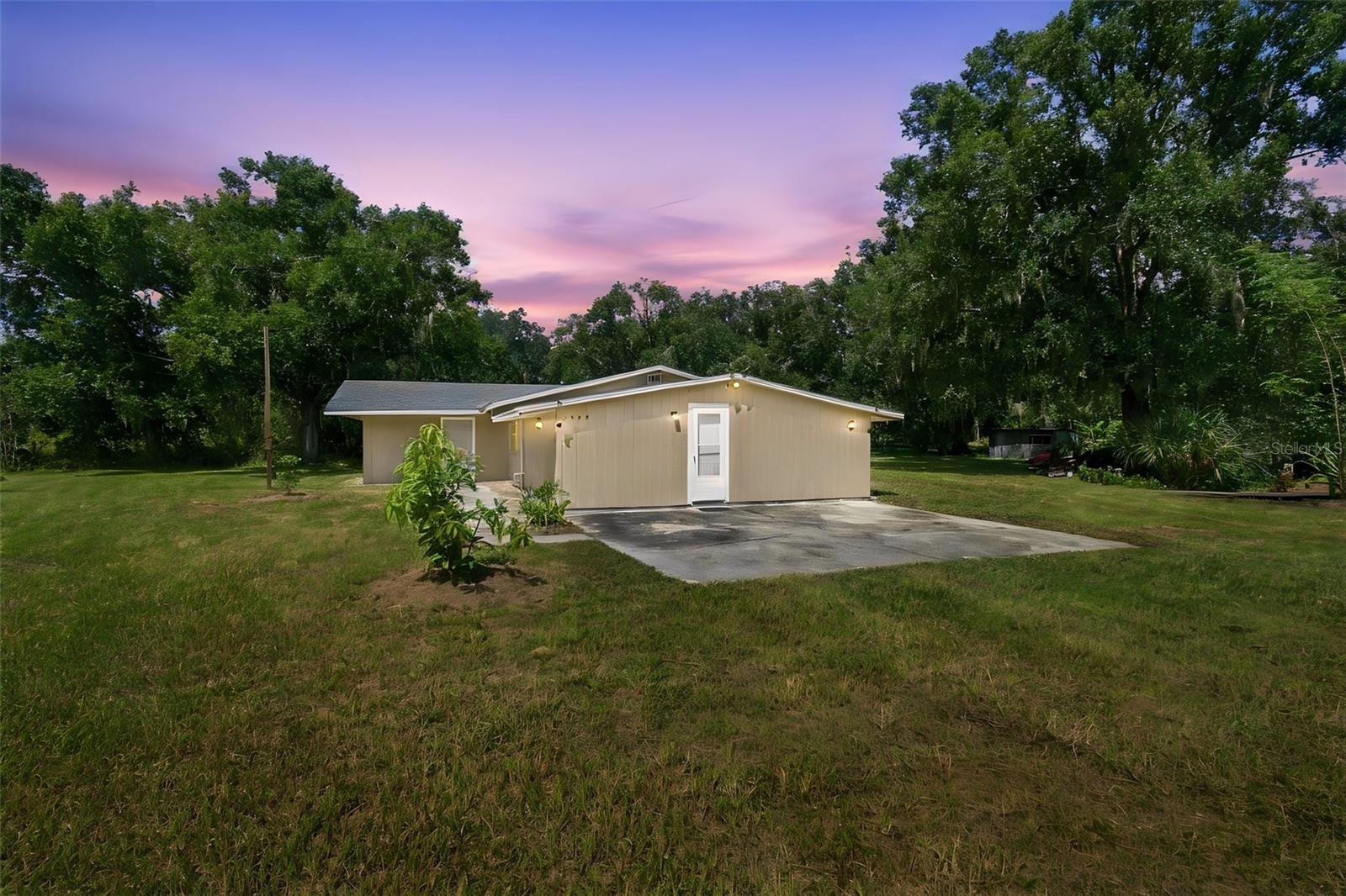 1142 Doc Coil Road — photo