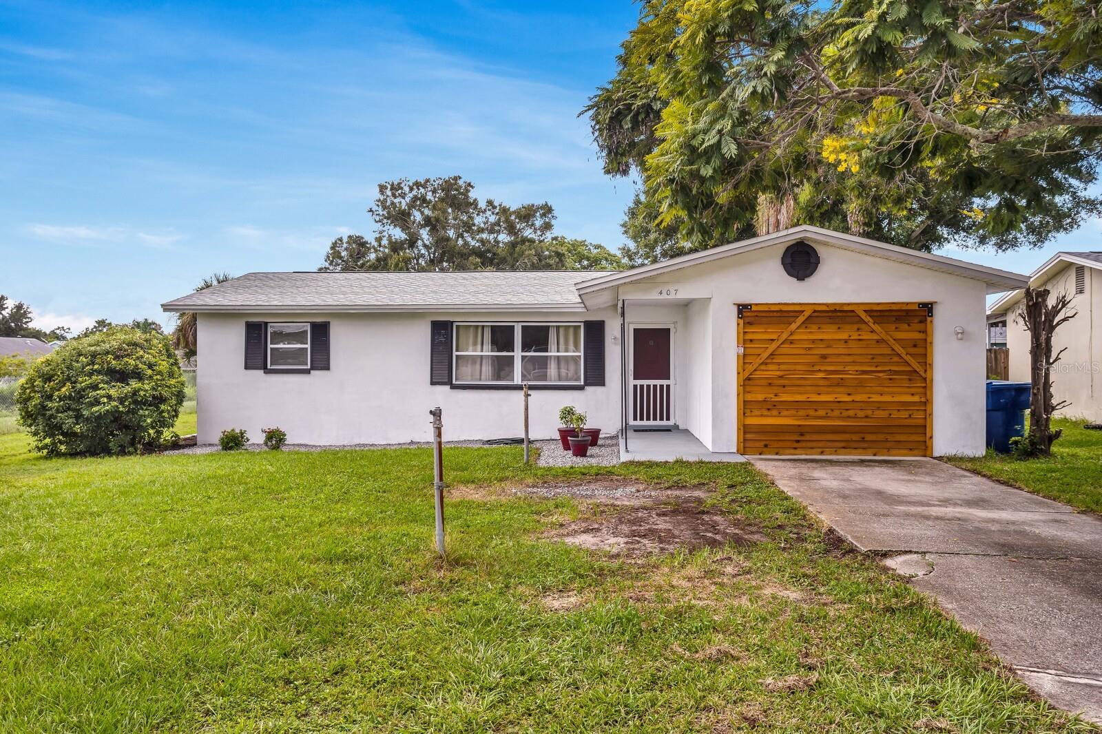 407 Ocean Court — photo