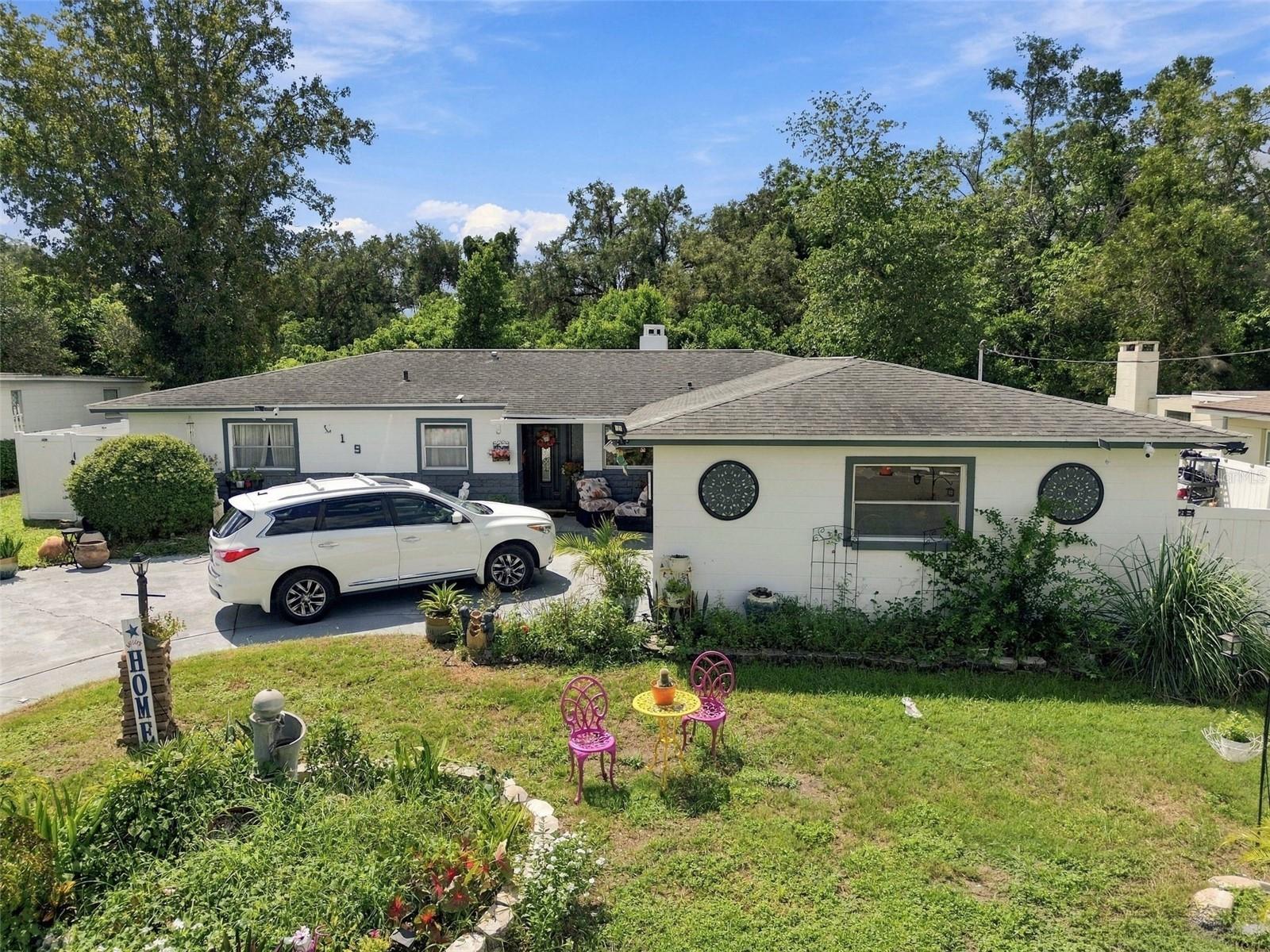 519 S Larry Circle — photo